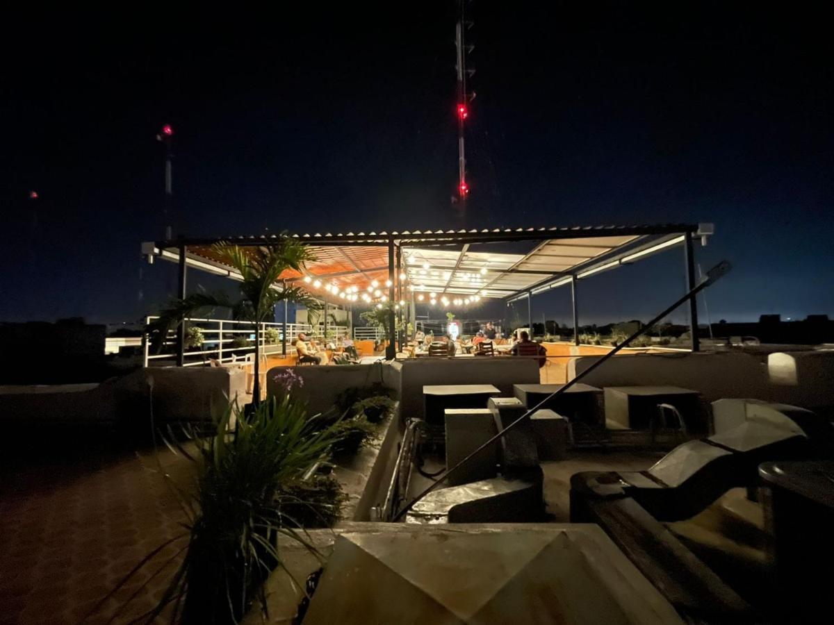 ホテル Hostal Zocalo メリダ エクステリア 写真