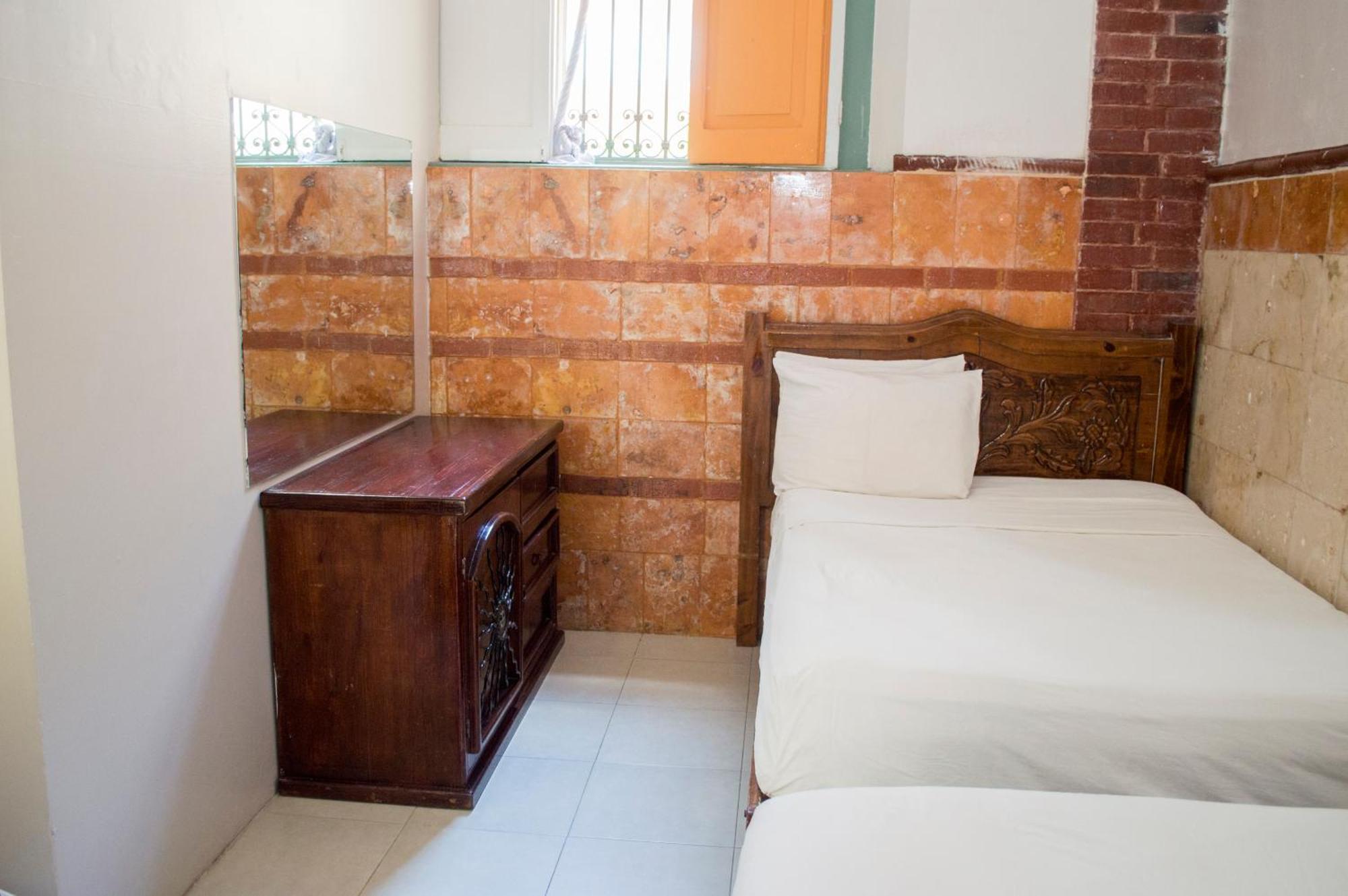 ホテル Hostal Zocalo メリダ エクステリア 写真
