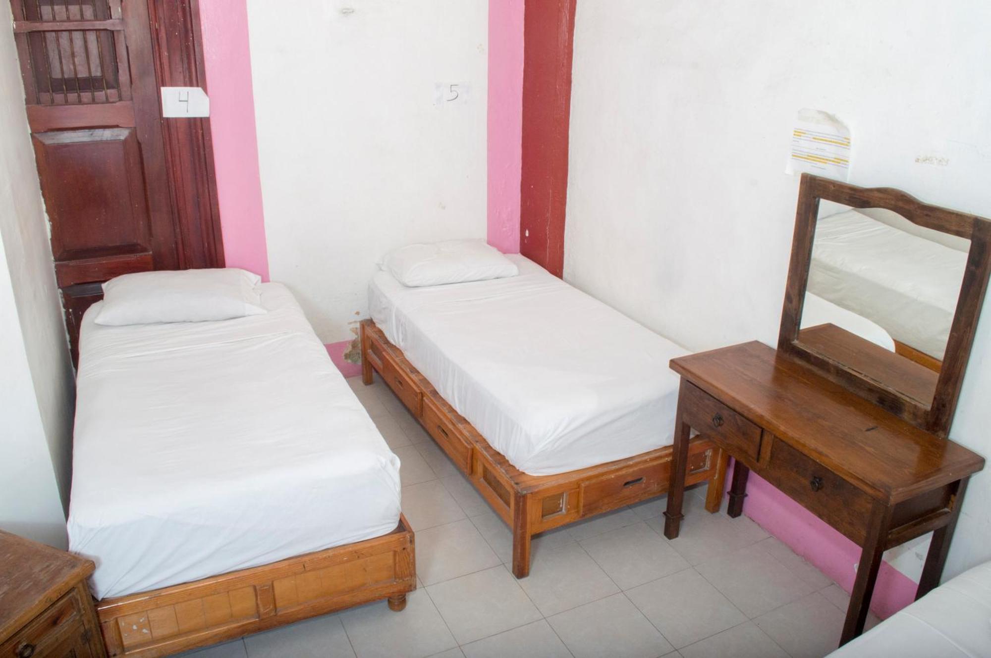 ホテル Hostal Zocalo メリダ エクステリア 写真